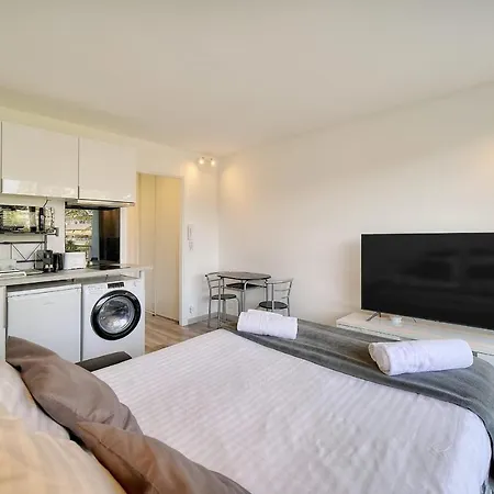 Apartment Immogroom - Pool - Terrace - Parking - Air Conditioning - No Wifi Cannes